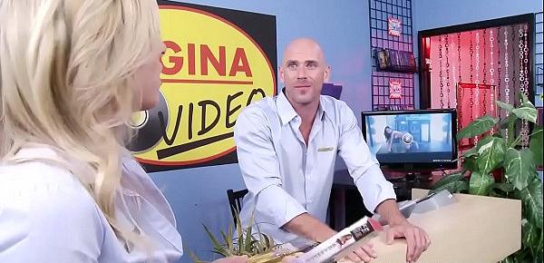  Brazzers - Shes Gonna Squirt - Zoey Monroe and Johnny Sins -  Friendly Squirting